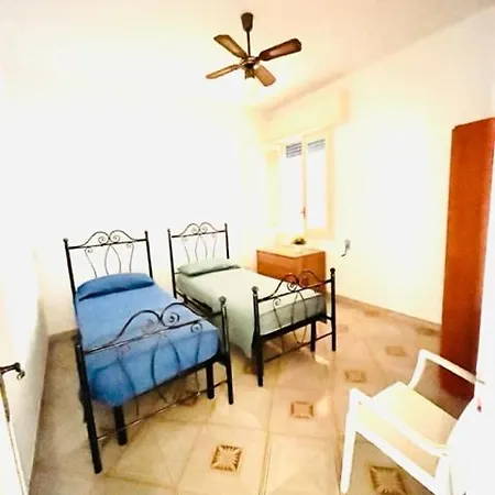 House On The 丽都玛里尼